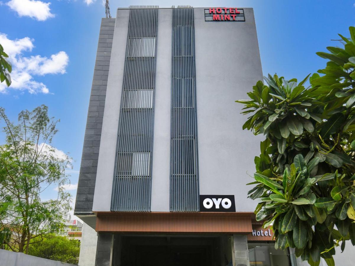Collection O Hotel Mint Indore Exterior photo
