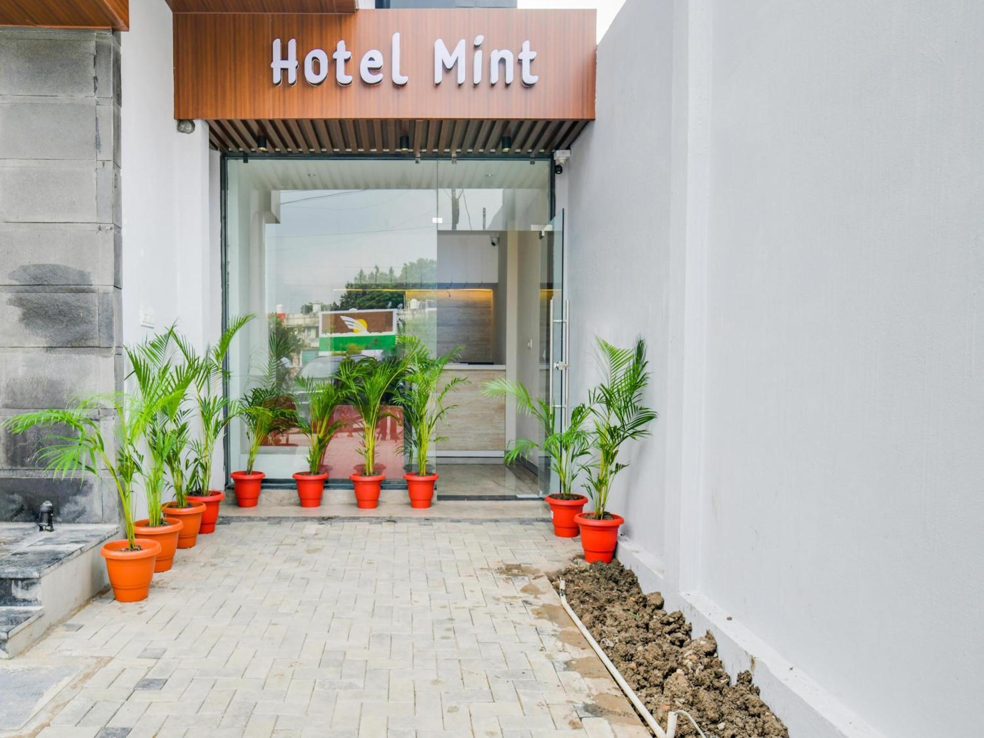 Collection O Hotel Mint Indore Exterior photo